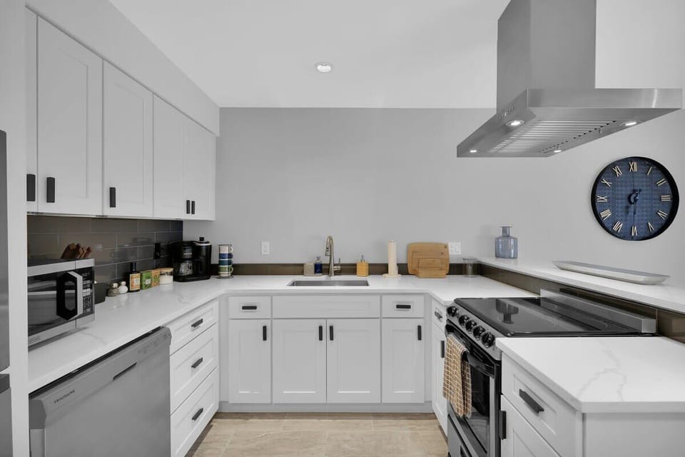 Roomy fully-equipped kitchen for your meal-at-home