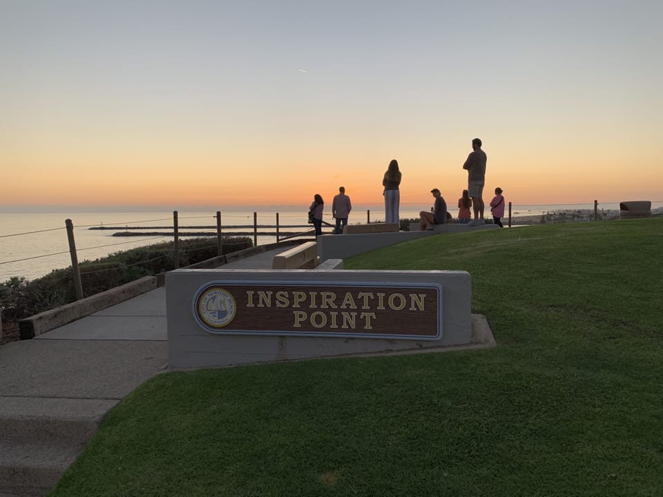 Sunset at Inspiration Point which is a few blocks down from Lookout Point.