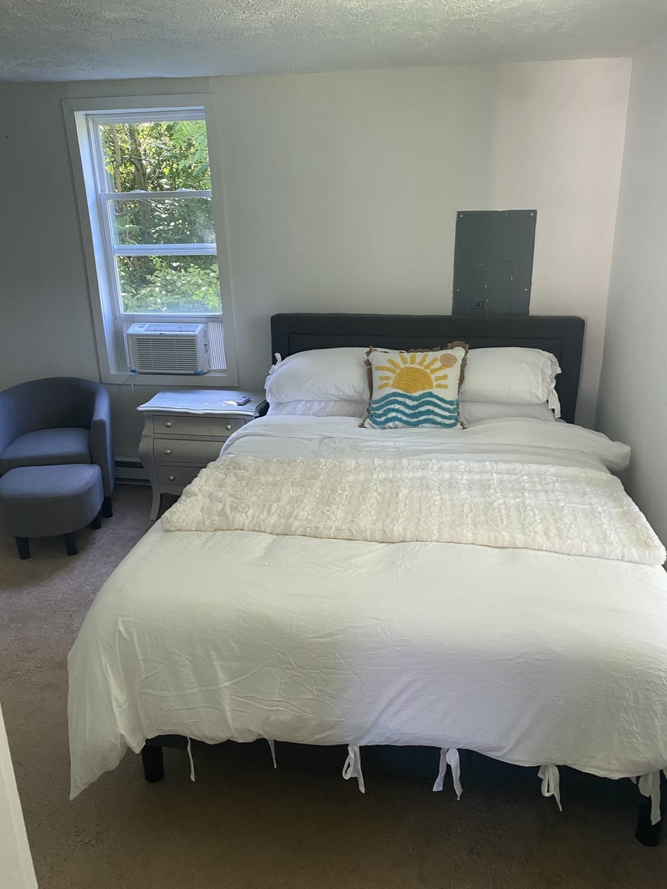BEDROOM 1 - 1st floor, queen size bed, sitting area. Bathroom is on 1st floor.