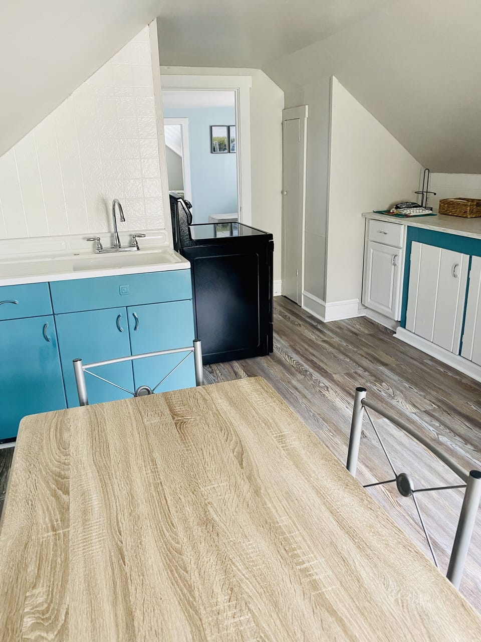 The Shore Shack - Adorable, Cozy, 2 Bed N Wildwood! Dog Friendly! 2nd floor unit House in North Wildwood