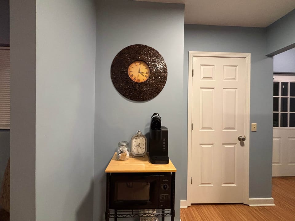 Coffee Machine, Microwave, etc