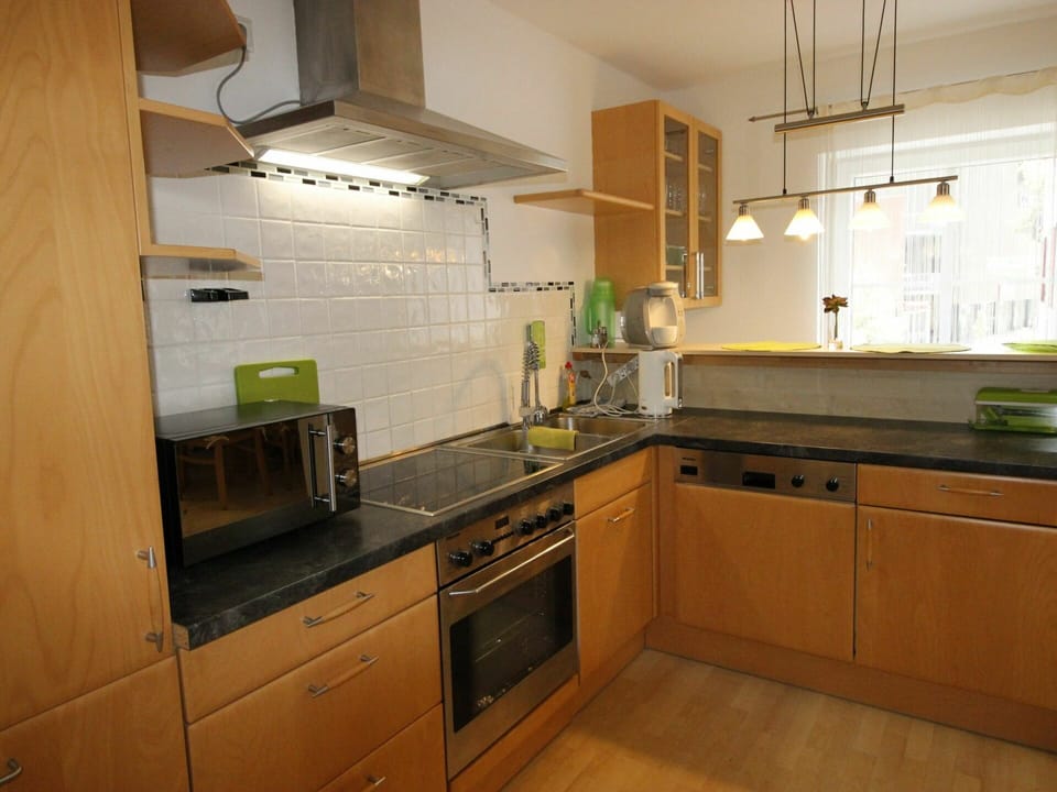 Cabinetry, Countertop, Kitchen Sink, Property, Tap, Sink, Furniture, Kitchen Stove, Kitchen Appliance, Kitchen
