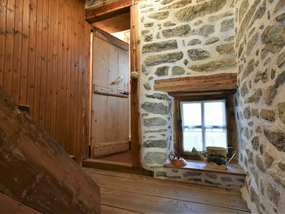 Brown, Building, Window, Wood, House, Beam, Floor, Wall, Wood Stain