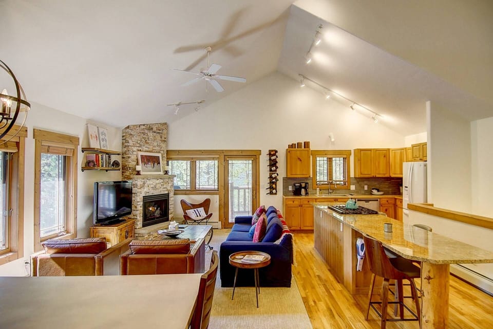 Living Area and Kitchen