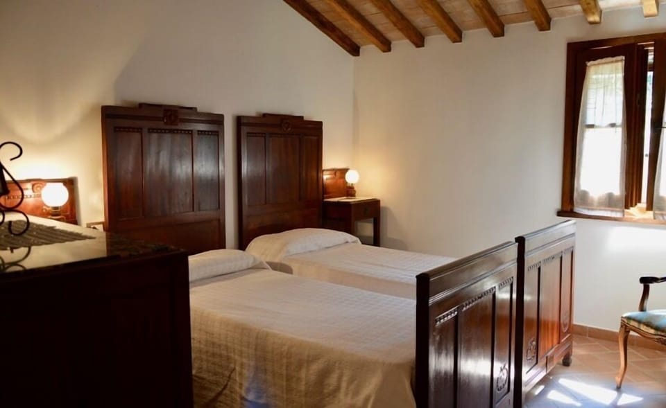 San Martino, bedroom in smaller house (2)