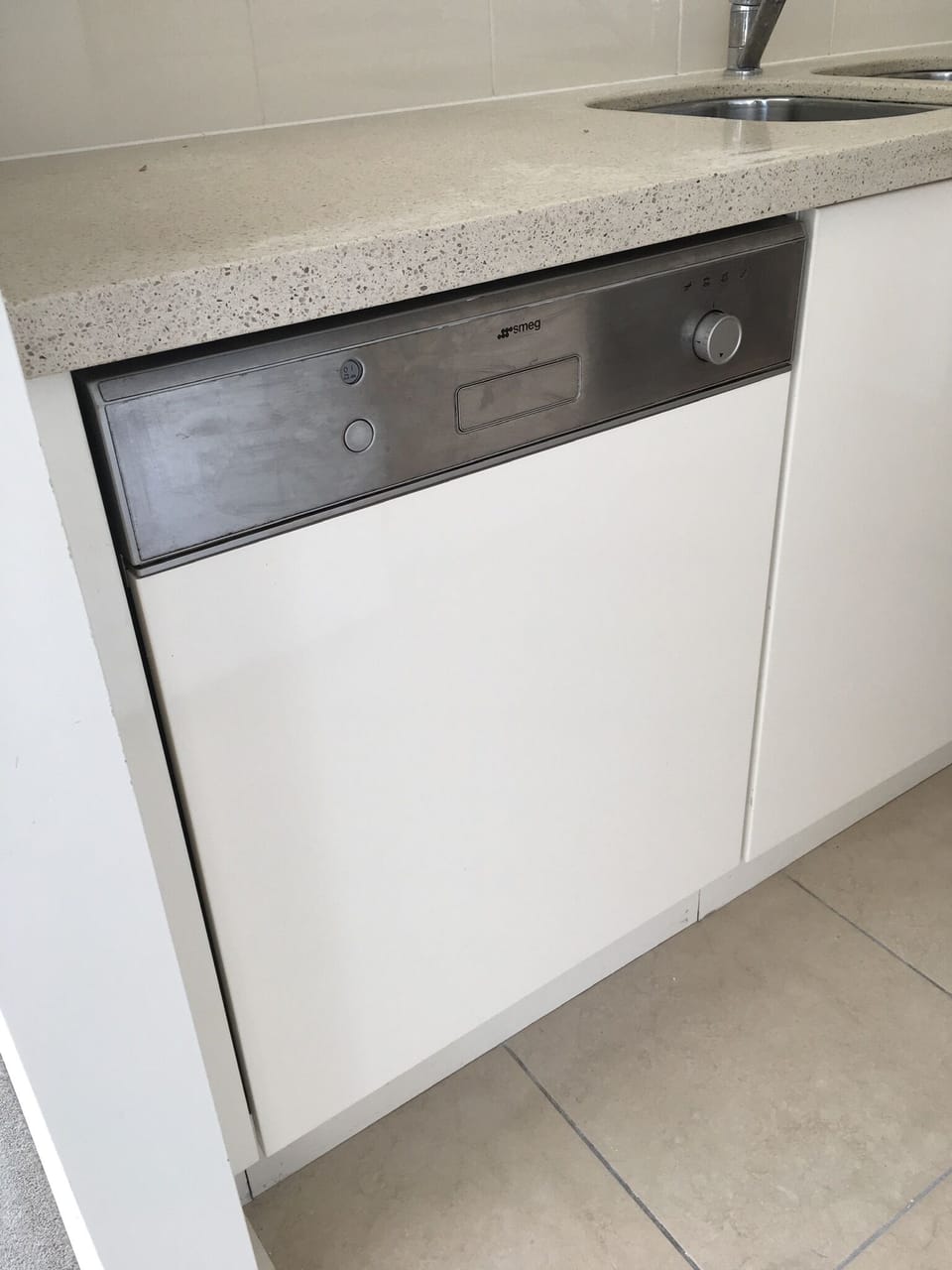 Dishwasher 