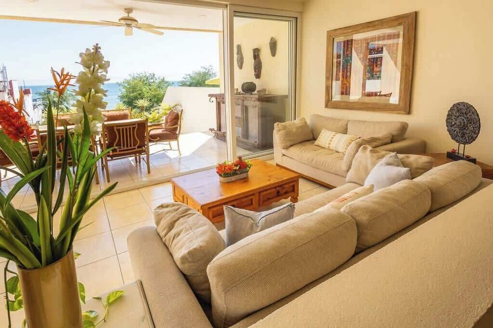 Smart TV, fast Wi-Fi, and comfy couches to unwind