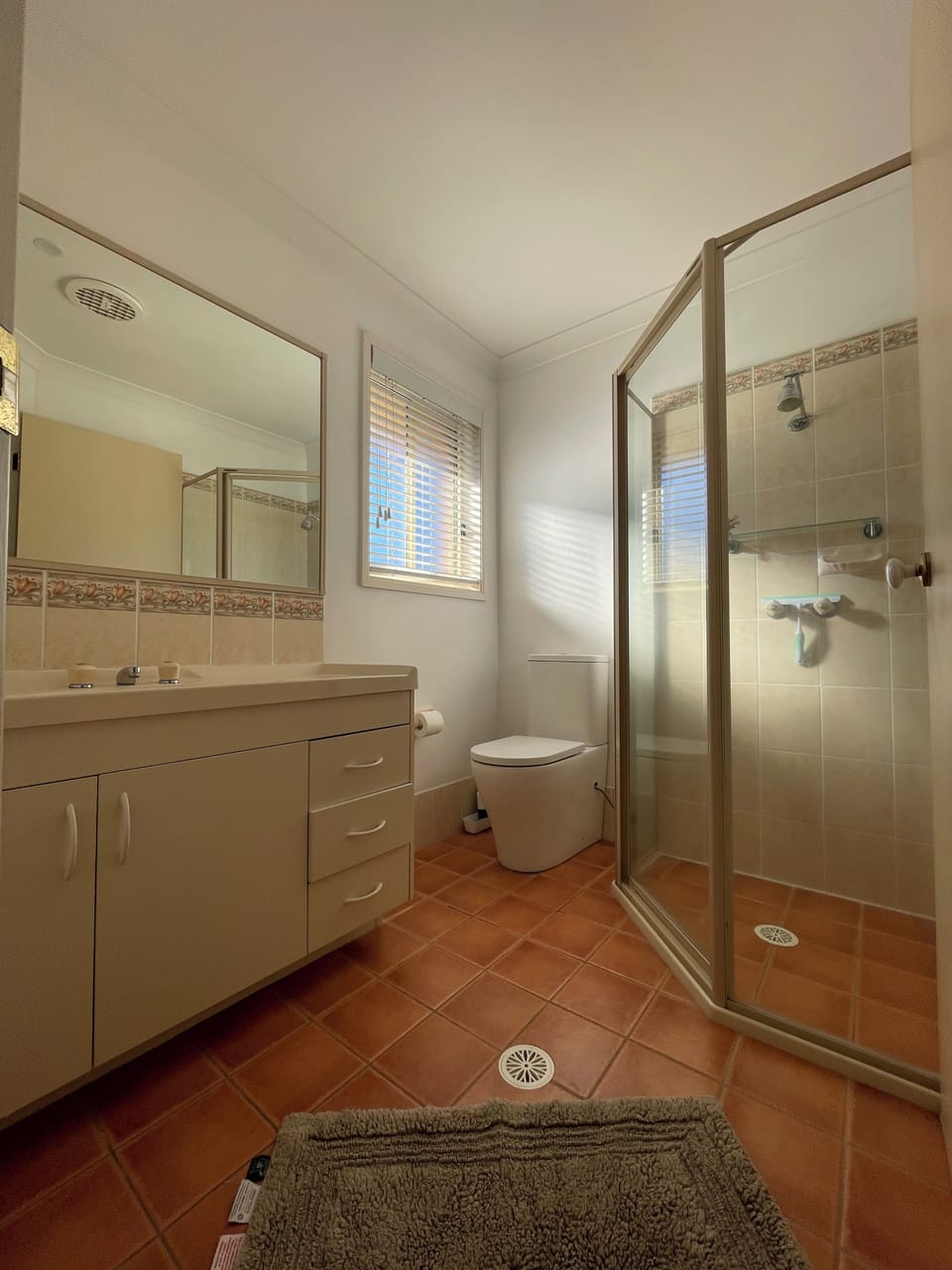 En suite bathroom