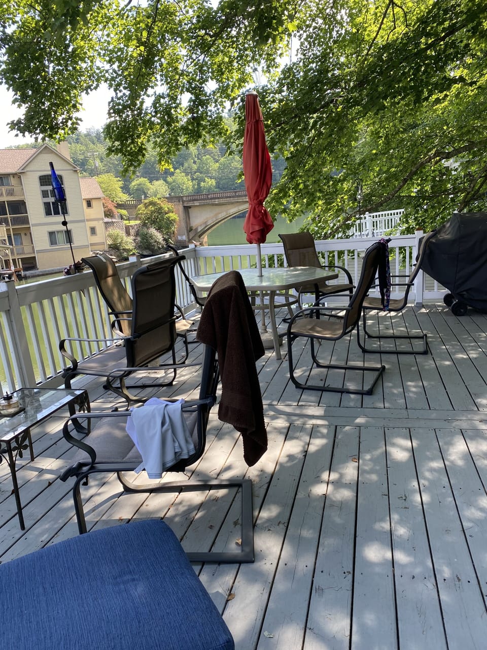 Deck above the water 
