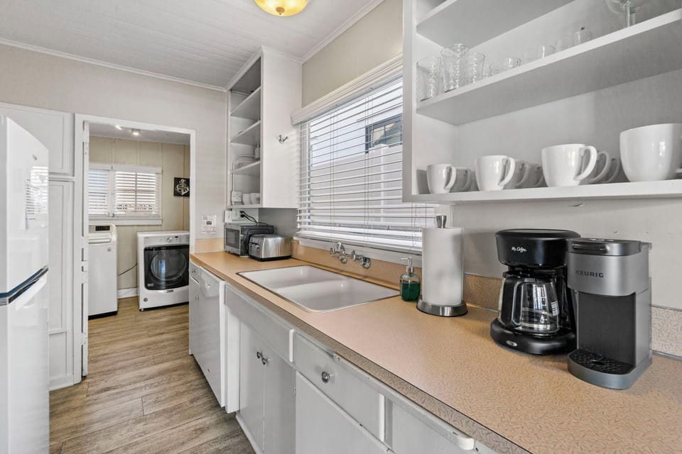 8-web-or-mls-118-emerald-ave