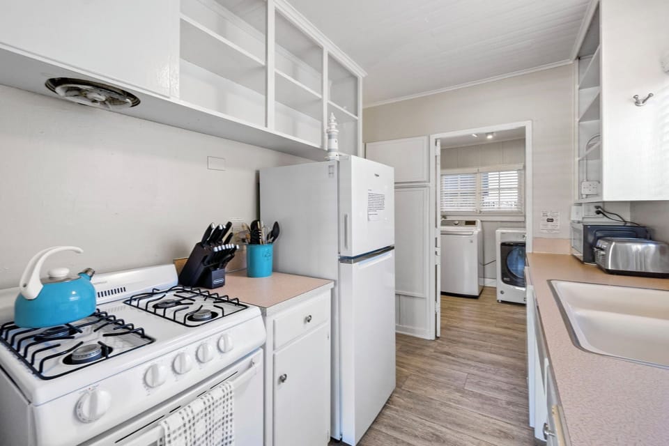 7-web-or-mls-118-emerald-ave