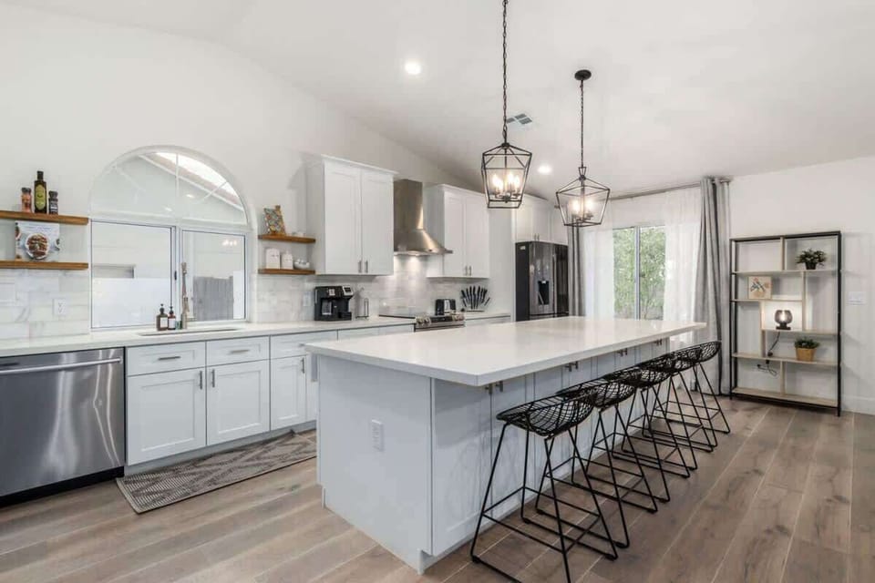 Fully Updated Kitchen with Top of the Line Appliances