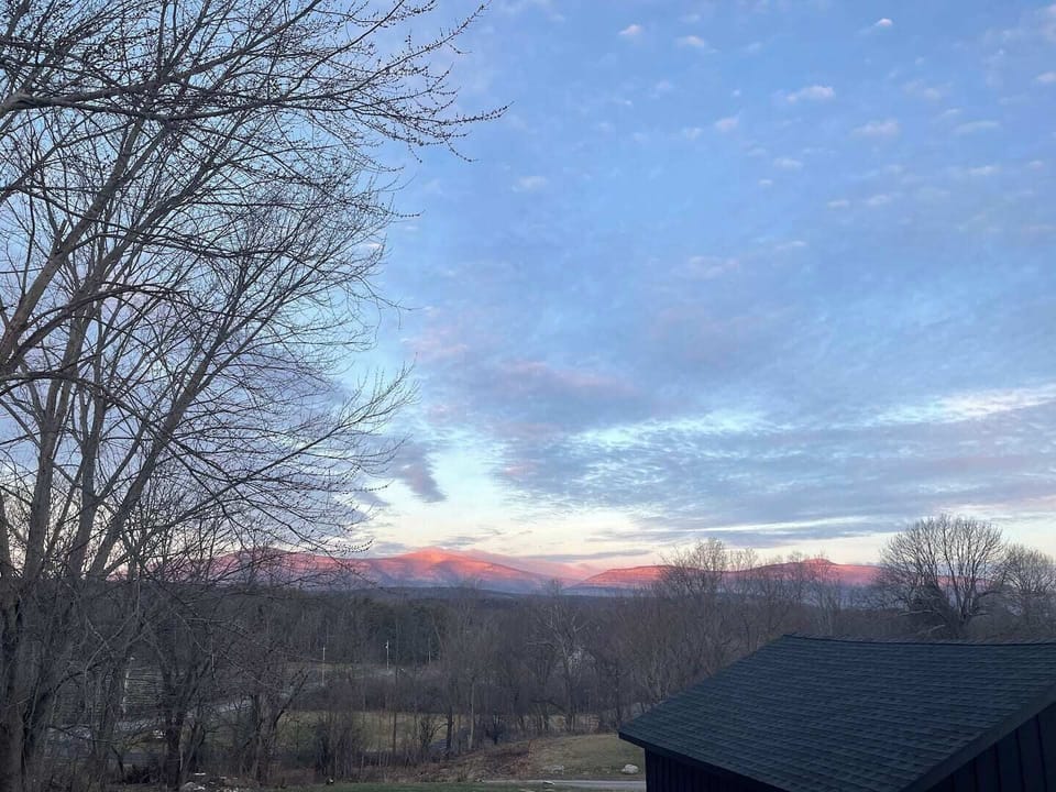 Dreamy sunrises and sunsets await you in the Hudson Valley.