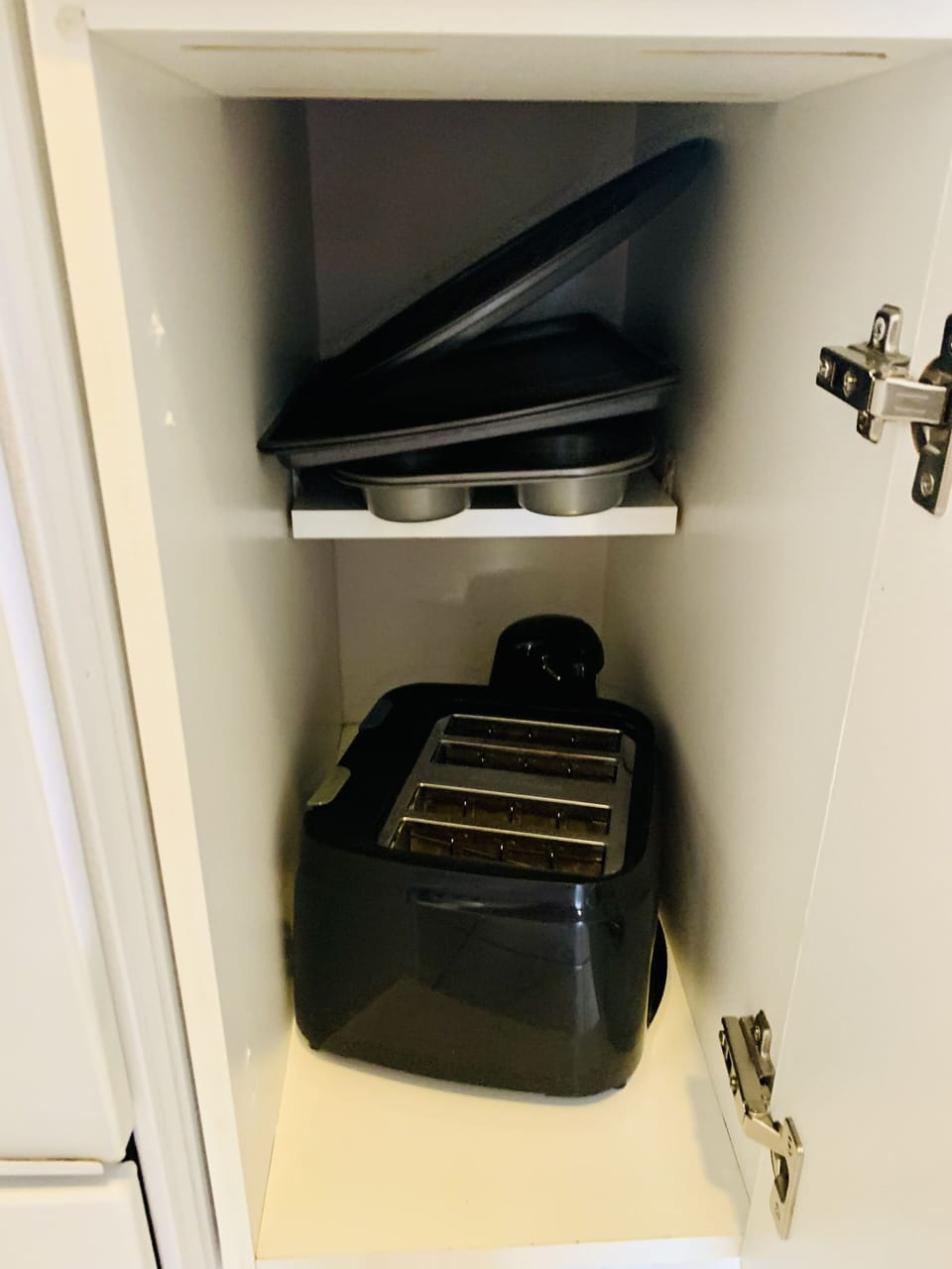 Baking Pans & Toaster & Can Opener