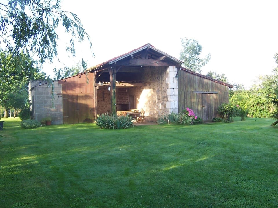 Barn & Outside Dining Area