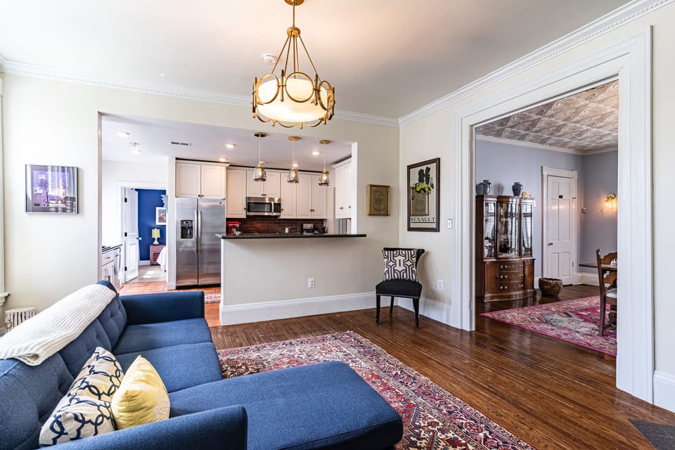 Kitchen & living area