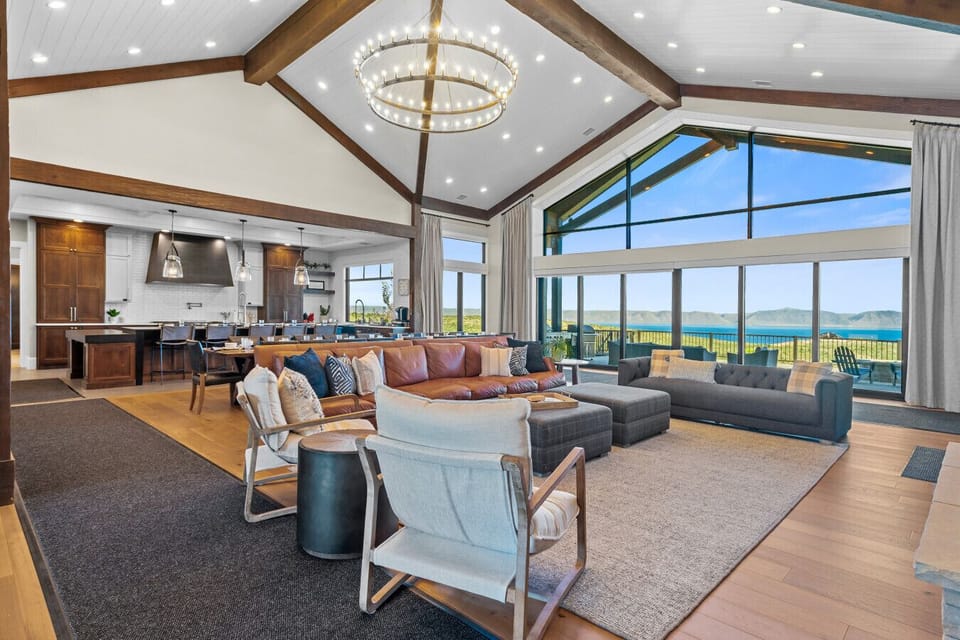 Spacious Great Room with Stunning Views