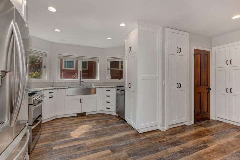 Fully equipped kitchen for all you'll need!