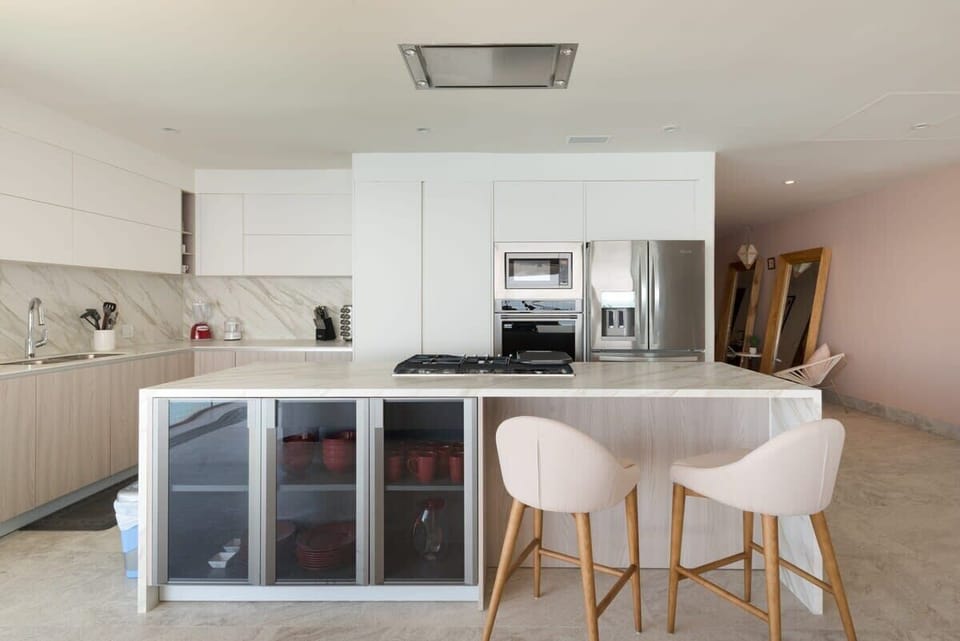 Fully equipped kitchen