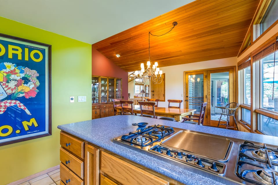Kitchen - Main Level
