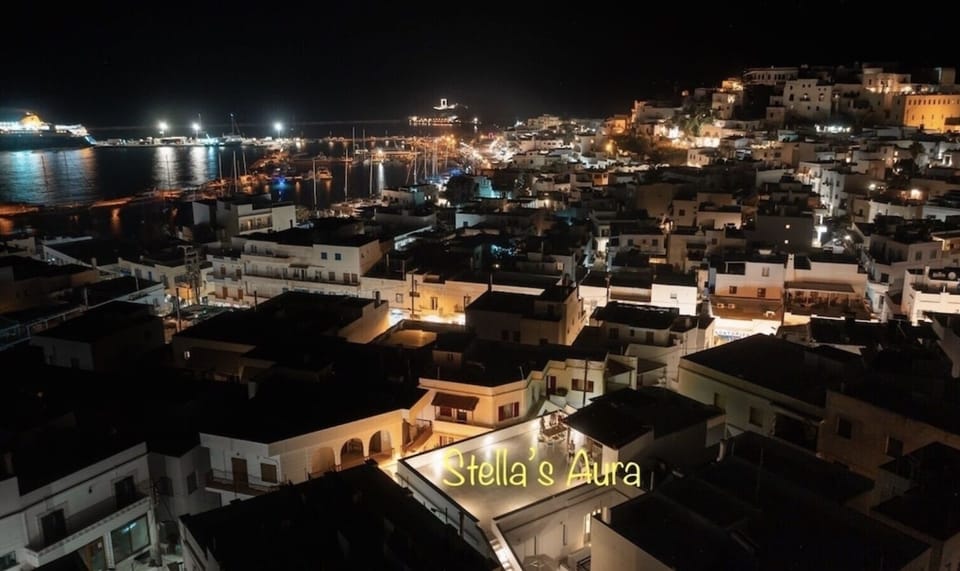 Aerial photo shows Stella’s Aura’s central location and proximity to landmarks.