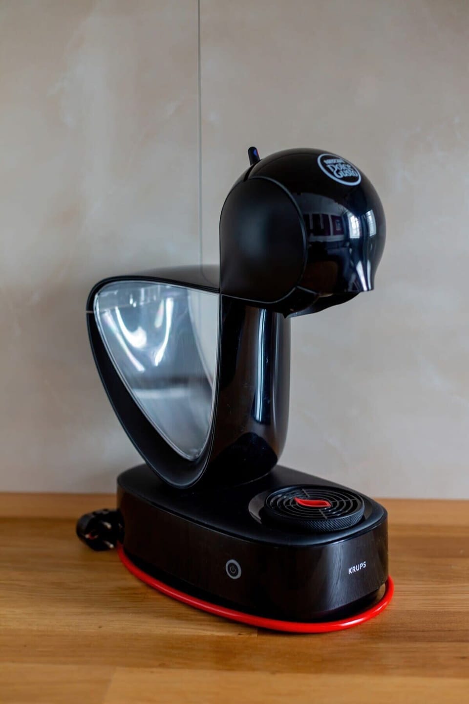 Elegant appliances that make preparing your favorite coffee simple and enjoyable.