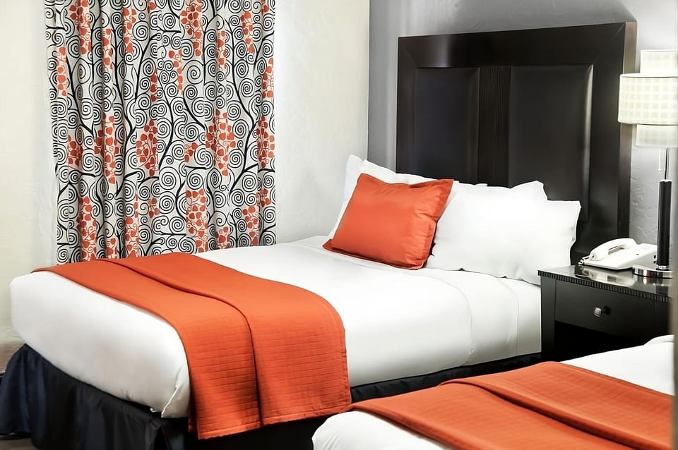 Enjoy flexible sleeping space with extra bed for easy sharing