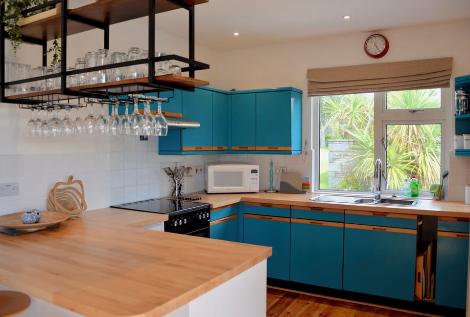 Trehanoo house kitchen area
