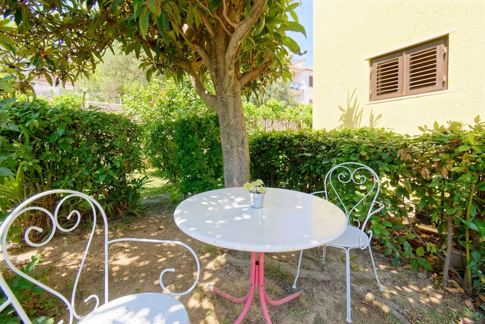 Outdoor Sitting Area