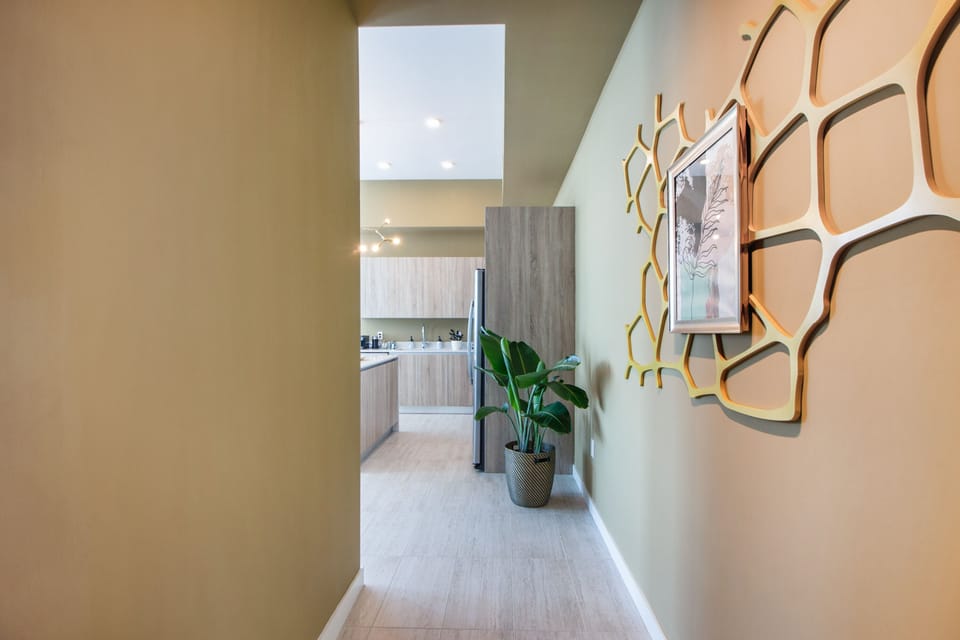 Entry art