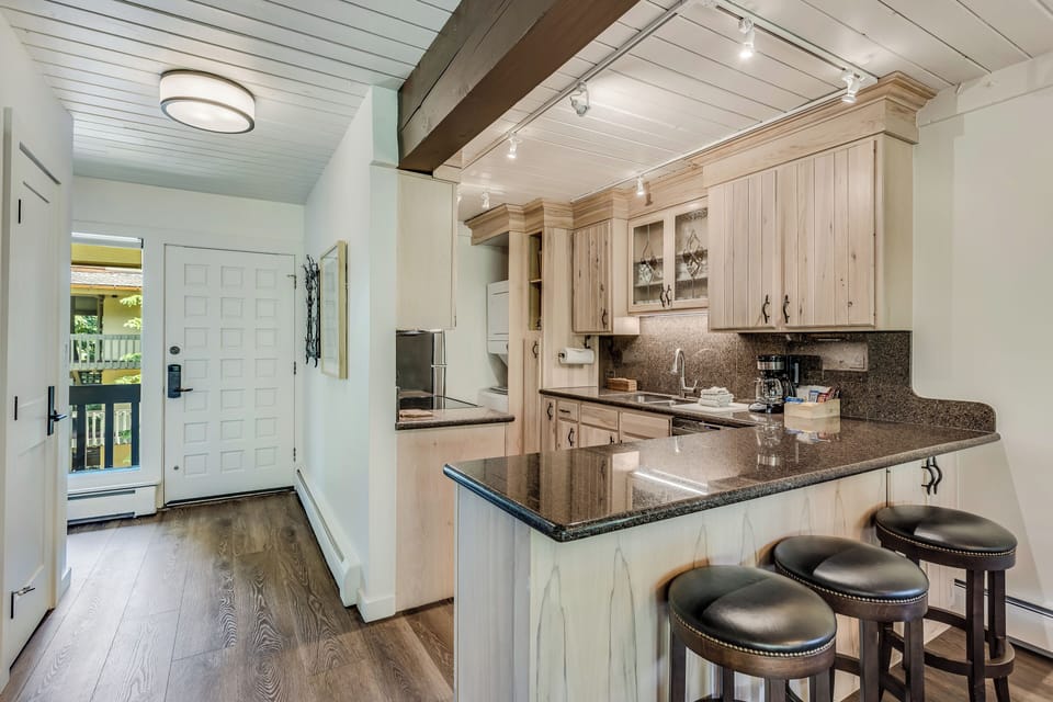 Renovated full kitchen