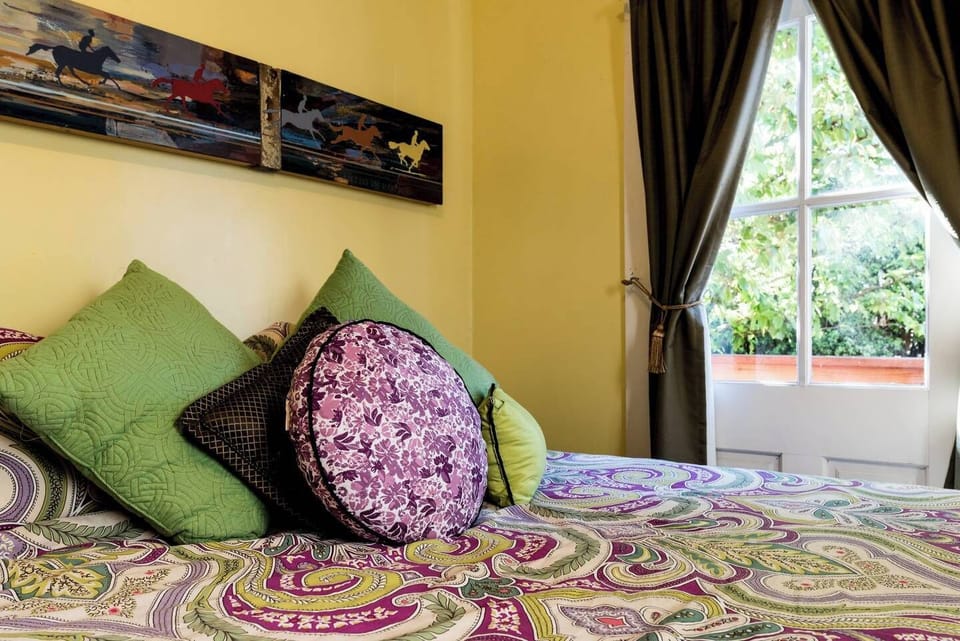 Back bedroom 