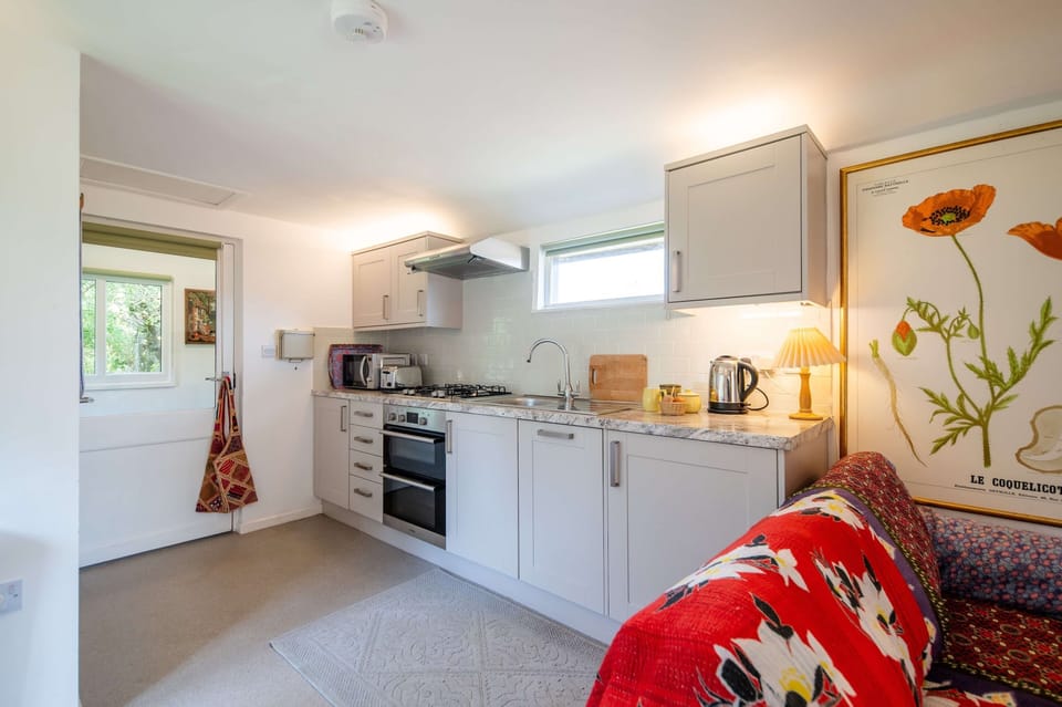 Discover Cotswolds Cottages The Retreat 3629