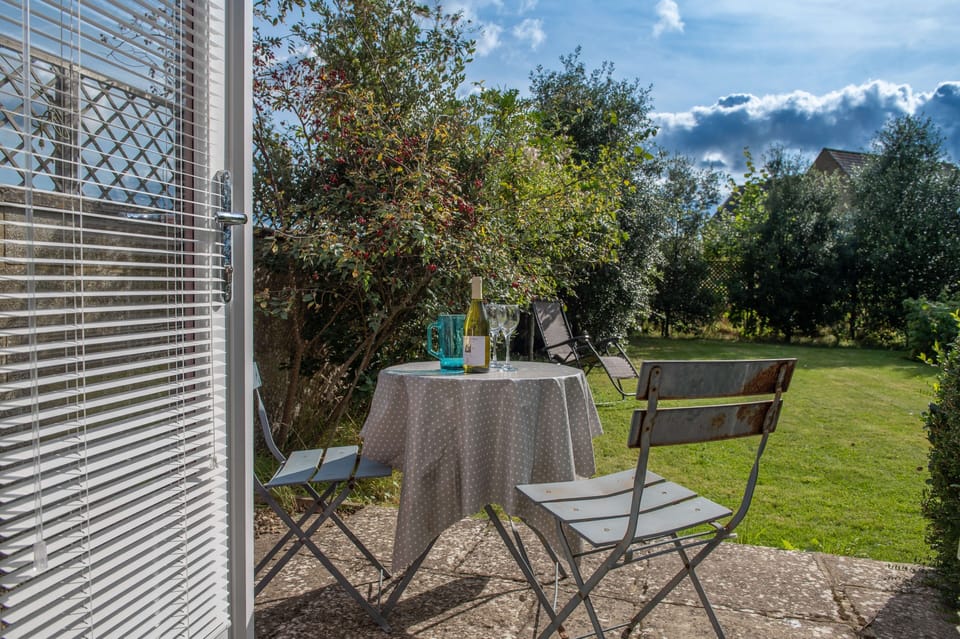 Discover Cotswolds Cottages The Retreat 3750