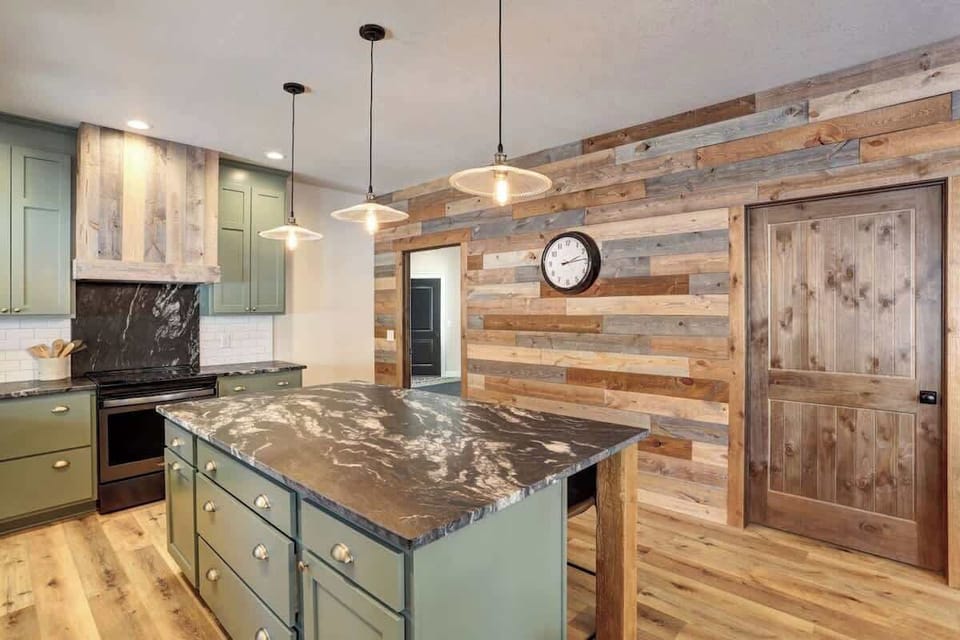 Counter top and wood 
