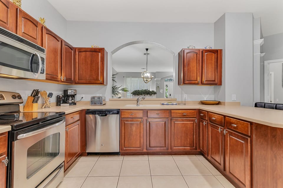 Fully stocked kitchen
