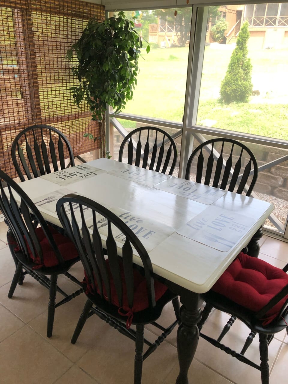 Eating area on multi-season porch