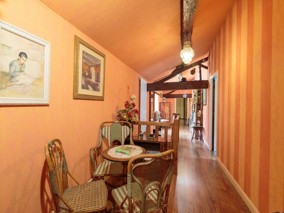 Picture Frame, Furniture, Table, Property, Chair, Plant, Interior Design, Wood, Flooring, Floor