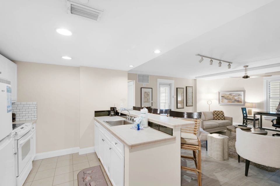 Kitchen has plenty of counter space