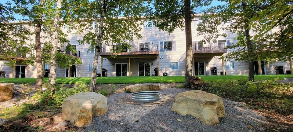 Blue Ox Guest House On Gull