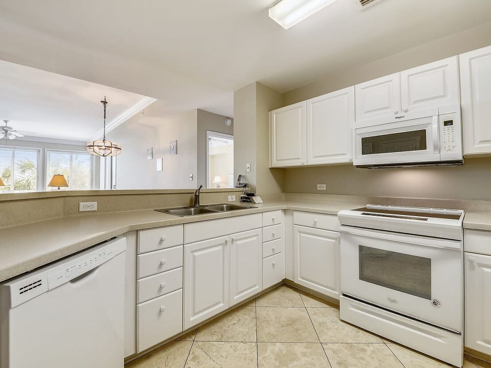 Kitchen at 3203 SeaCrest
