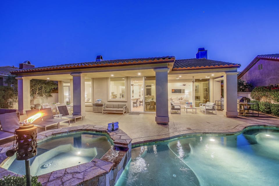 This resort-style home is located in the world-famous community of PGA West and is perfect for all your vacation needs.