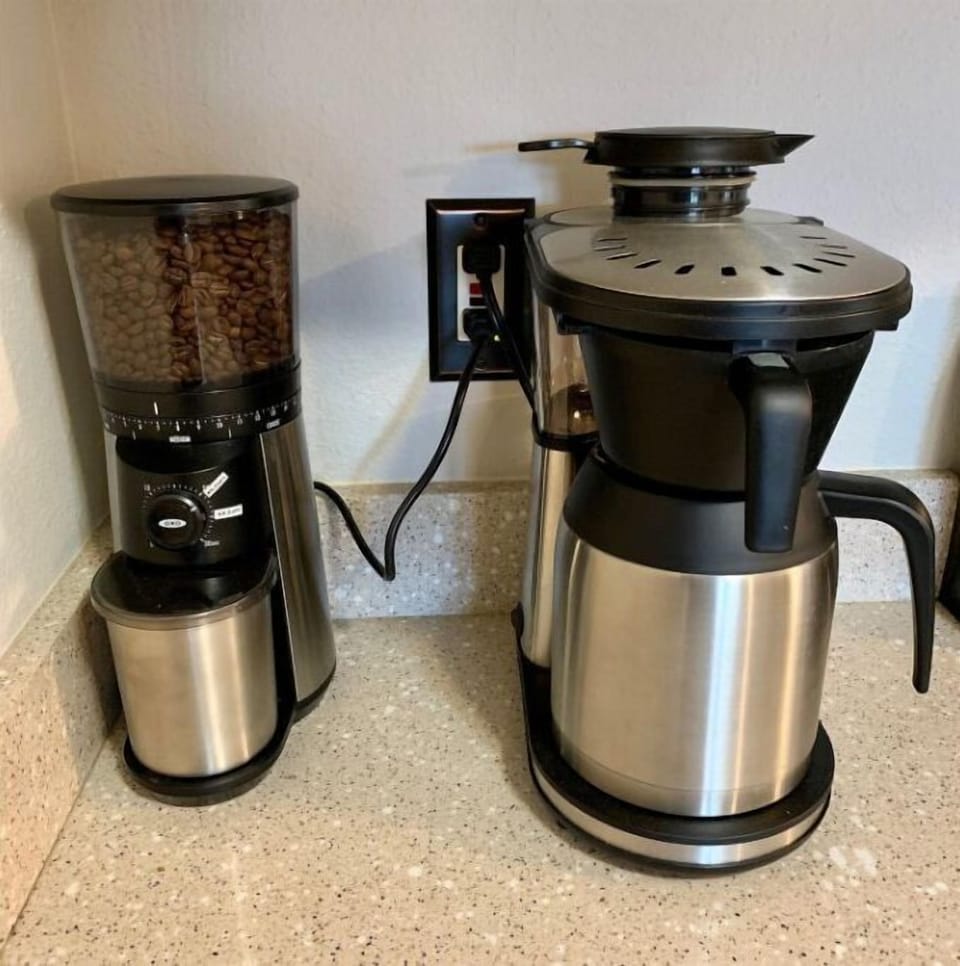 Specialty/craft grade coffee provided with burr grinder, auto drip and pourover