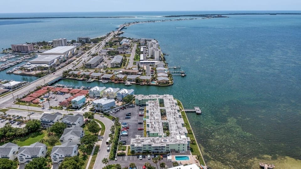 Walk, bike or drive the Dunedin Causeway and Honeymoon Island