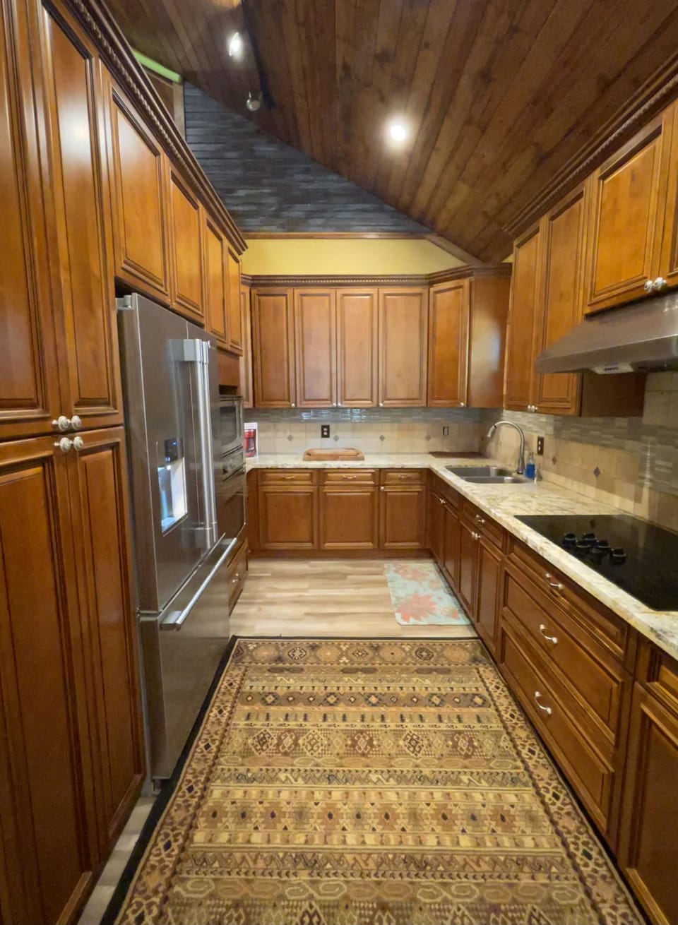 Full well appointed kitchen
#Frio #Frioriver #Garner #Neals 