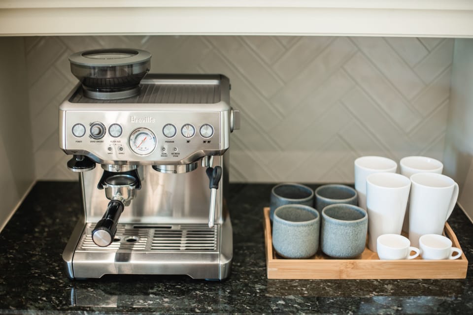 For the experts - perfect lattes, french press or straight up traditional Joe.