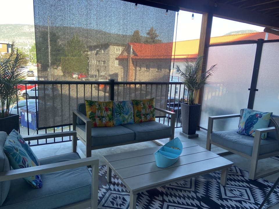 Screened in Patio
