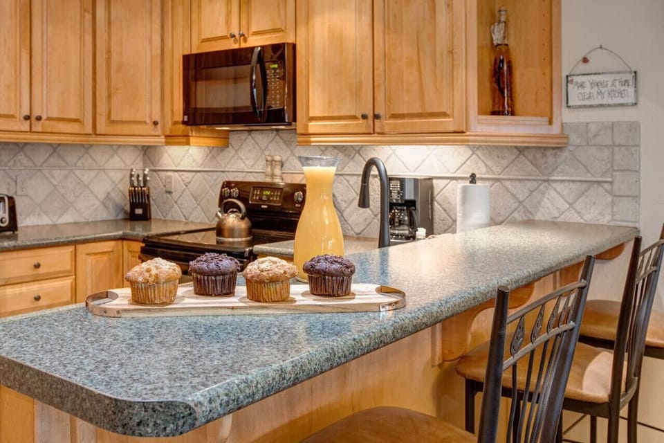 Pull up a stool and enjoy coffee, conversation, or a quick bite – without missing a moment