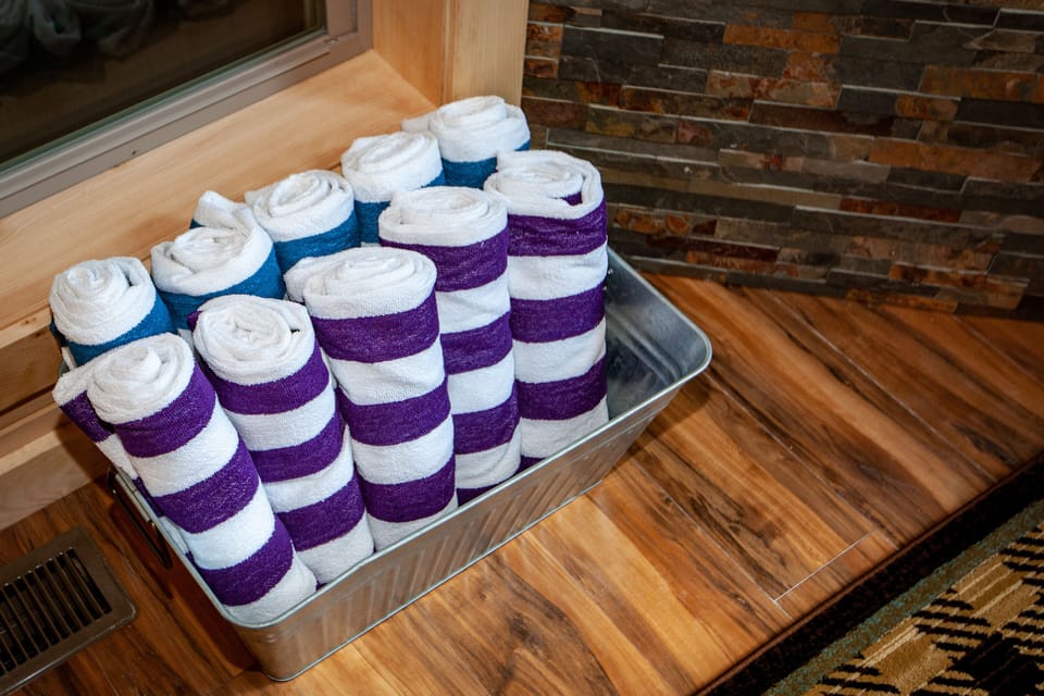 Hot tub towels are provided.