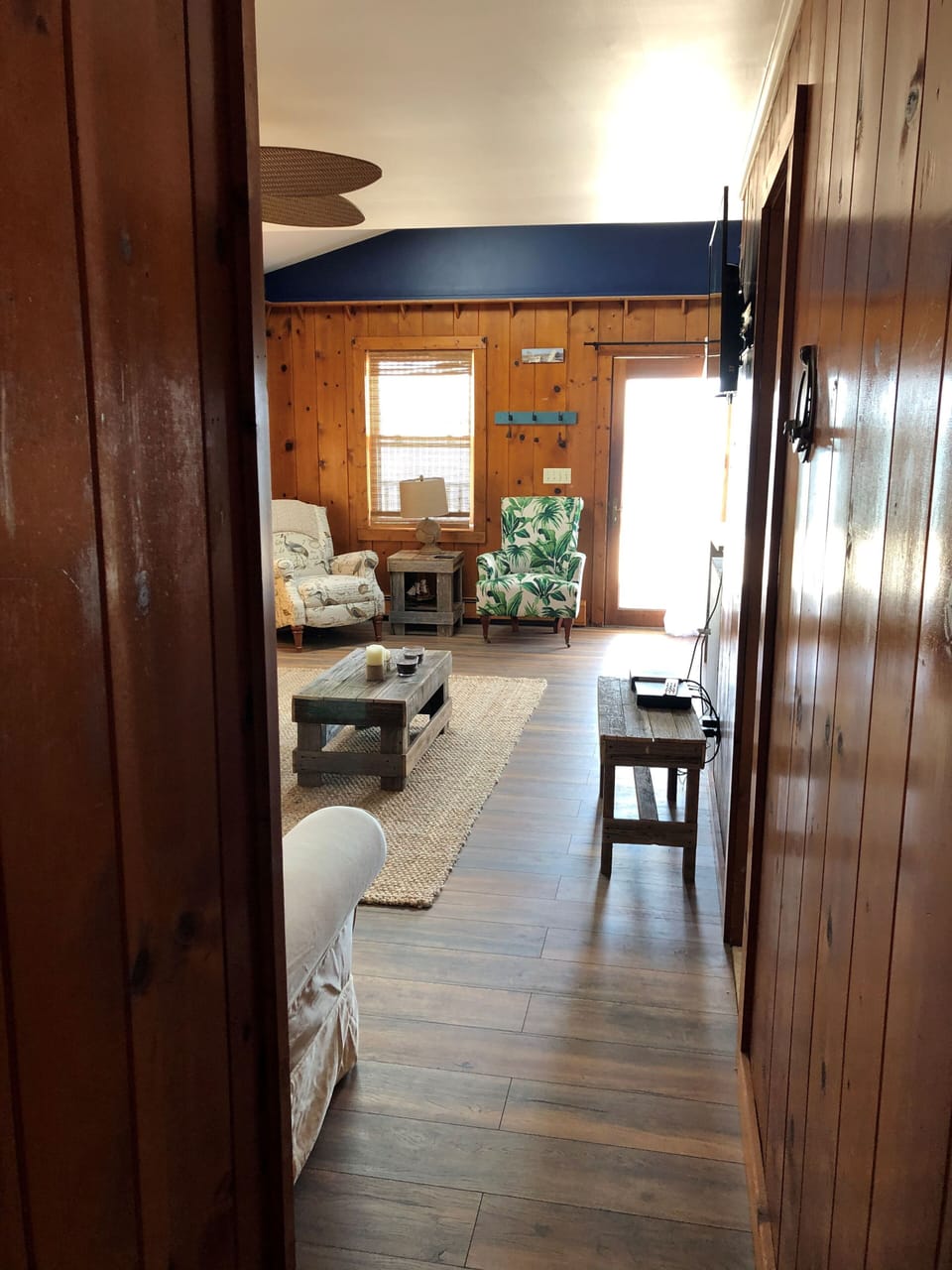 Wake up on a Private Beach House in Cutchogue
